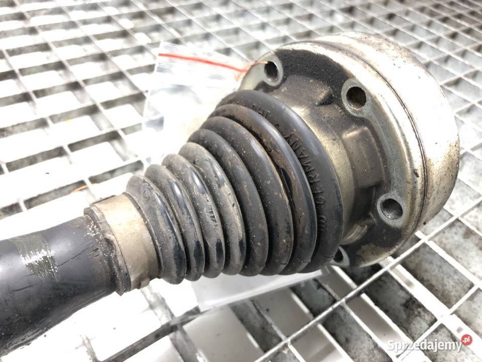 PÓŁOŚ PRAWY TYŁ AUDI A6 C8 4K0501204 20 204