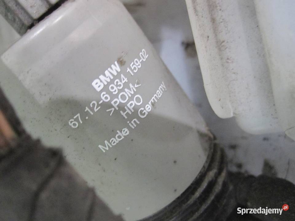 BMW E82 10r zbiorniczek płynu spryskiwaczy