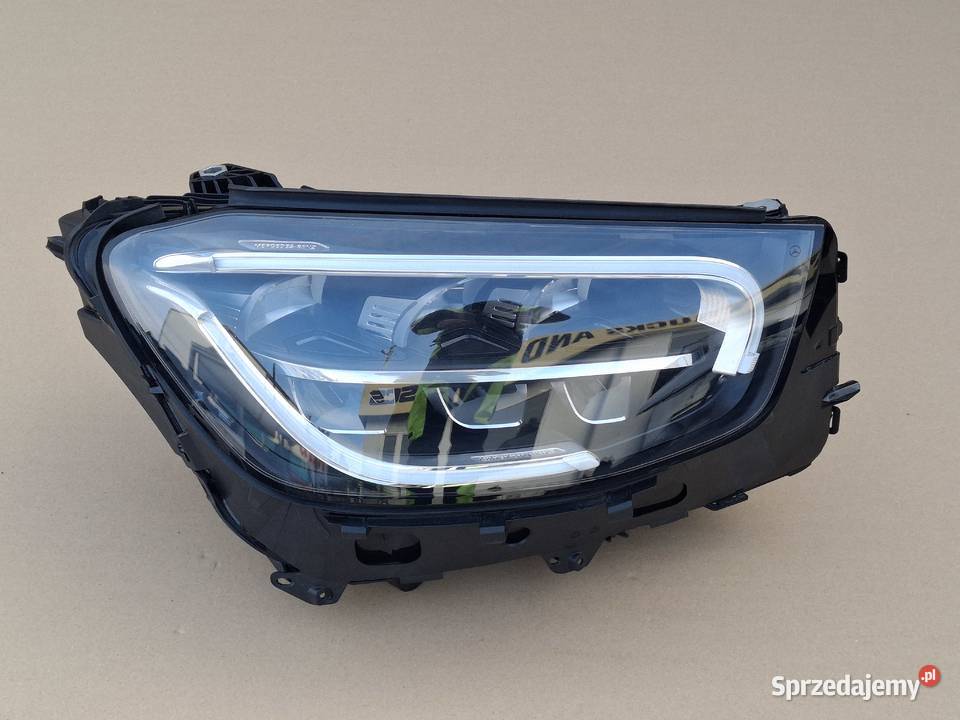 MERCEDES GLC W253 LIFT X253 REFLEKTOR PRAWY FULL Bieleń sprzedam