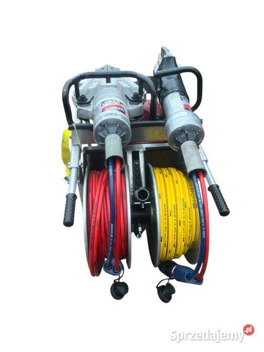 Zestaw narzędzi hydraulicznych do ratowania