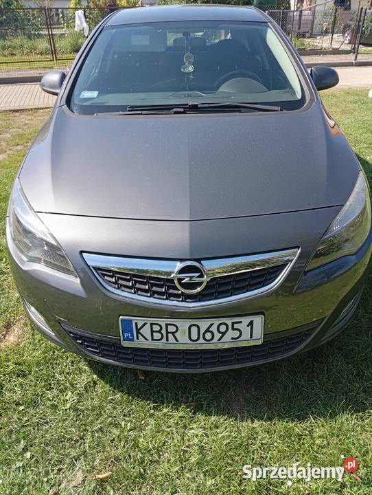 Opel astra 2011 Nowy Sącz