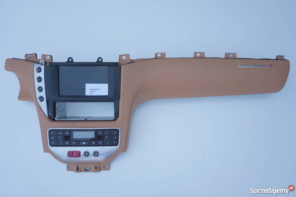 DESKA TAPICERKA PANEL KLIMY MASERATI GRANTURISMO sprzedam