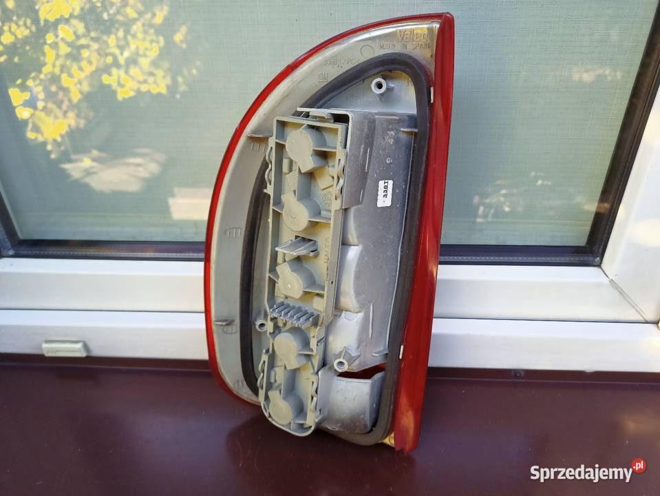 Opel Corsa B 5D lampa tył tylna prawa wkład Lampy tylne Sieradz