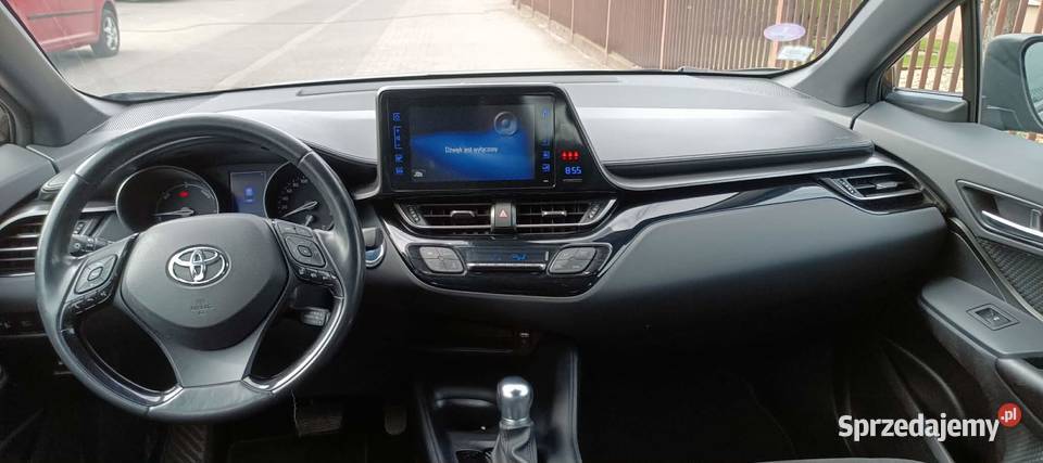 Toyota CHR hybryda oszczędność 98000km sprzedam