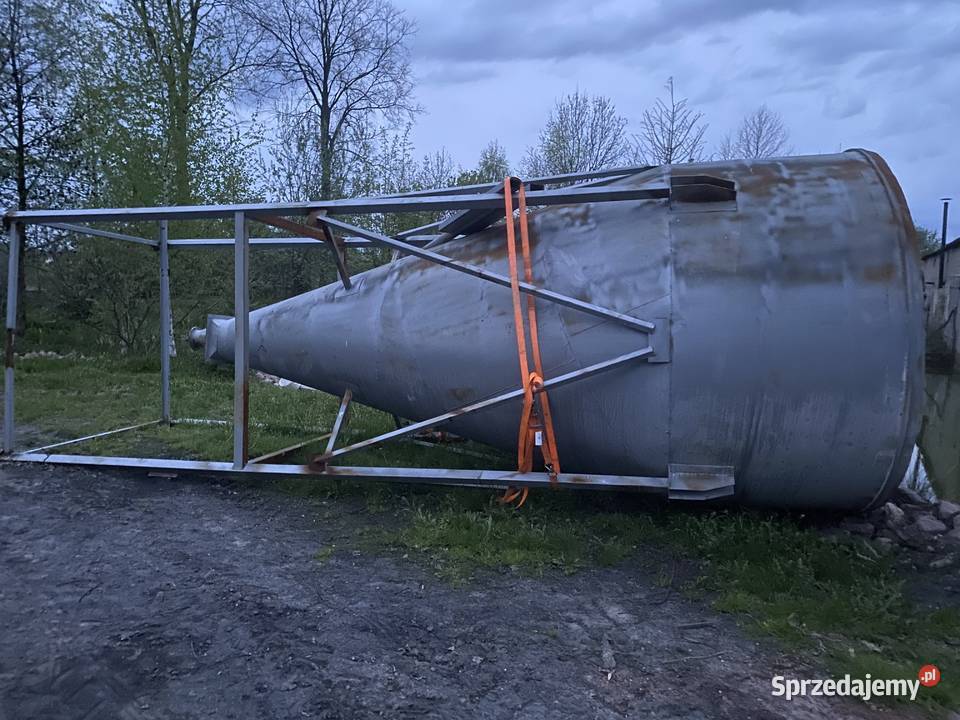 Silos zbiornik pojemnik Magazyn Lgota Wielka