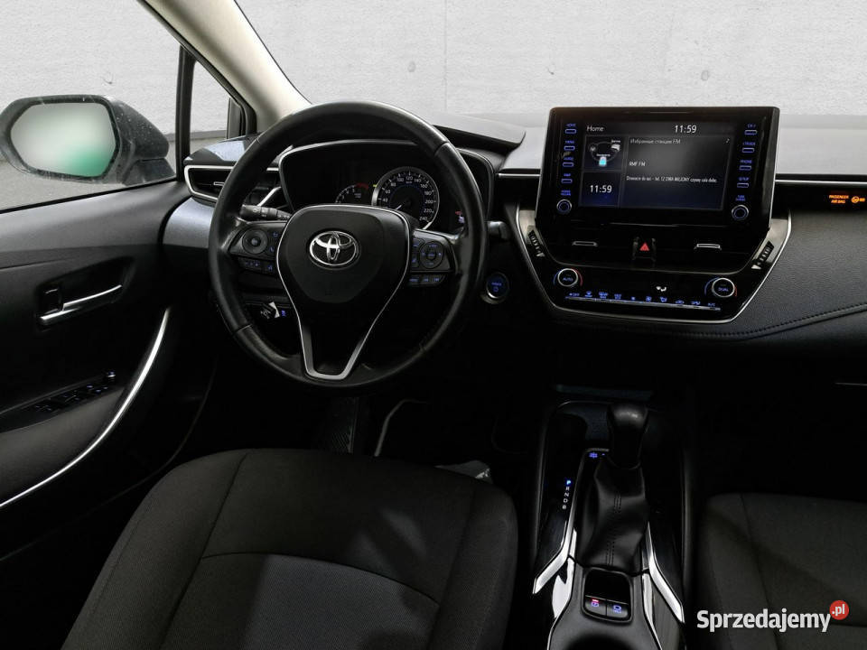 Toyota Corolla Seria E16 2012 4/5 Komorniki sprzedam