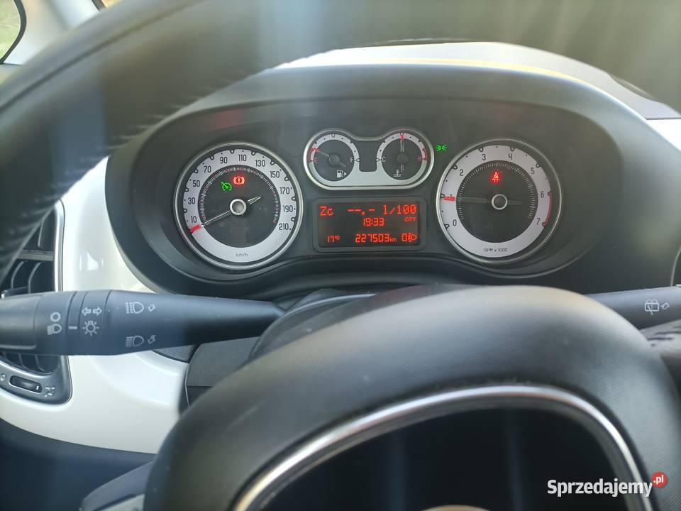 Fiat 500L LIVING sprzedam