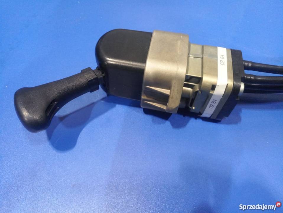 ZAWÓR HAMULCA RĘCZNEGO ATEGO ACTROS A0004200284 ciężarowe sprzedam