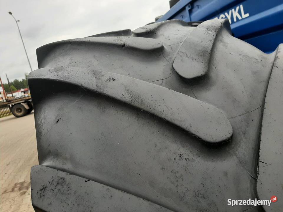 Opona używana rolnicza 48070R30 CULTOR RADIAL 70 Zaścianki