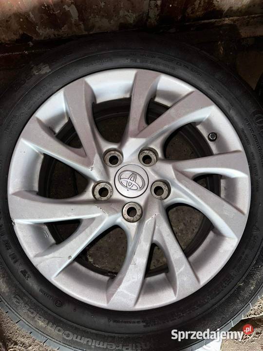 Komplet opon z felgami Toyota Auris 16 Sierpc