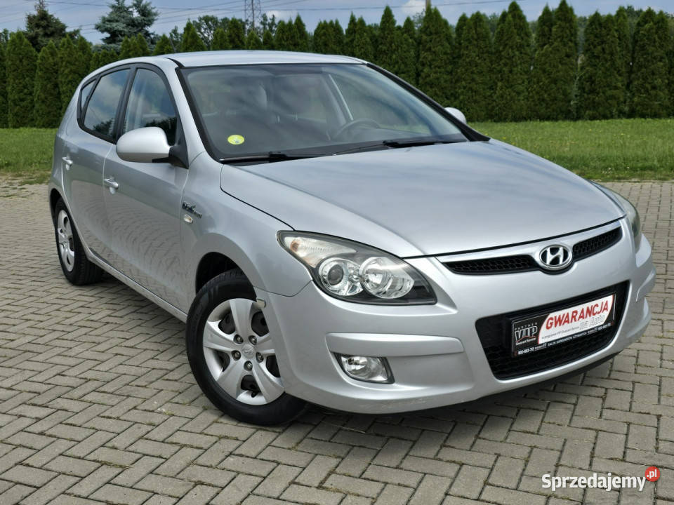 Hyundai i30 16benz SerwisKlimatronicCentralka4x ABS Kutno sprzedam