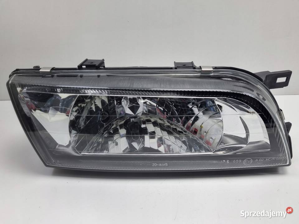 Nissan Almera N15 LIFT PRZEDNIA LAMPA PRAWA lubelskie Janów sprzedam