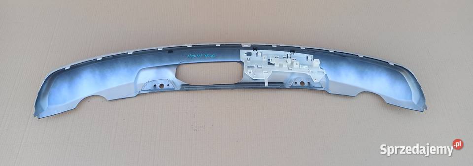 VOLVO XC40 17 DOKŁADKA ZDERZAKA TYŁ CHROM Karoseria Bieleń
