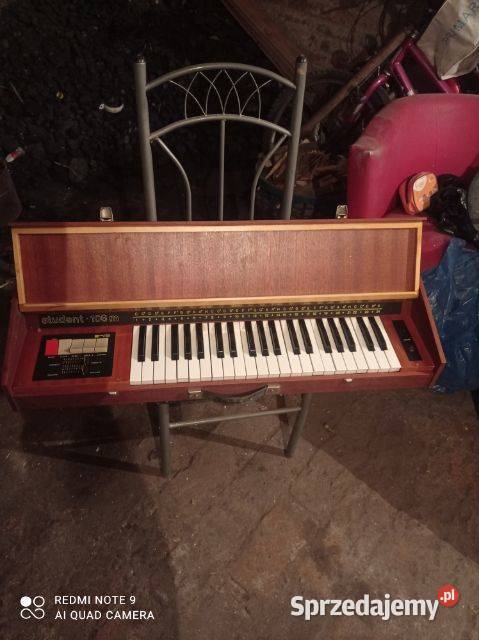Sprzedam organy student 106 m z PRL Zabrze