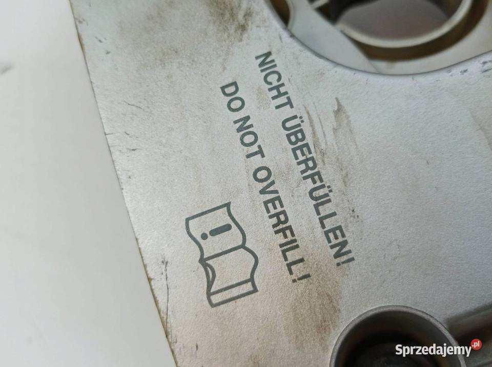 POKRYWA ZAWORÓW 06D103469E 20 FSI Audi A4 II sprzedam