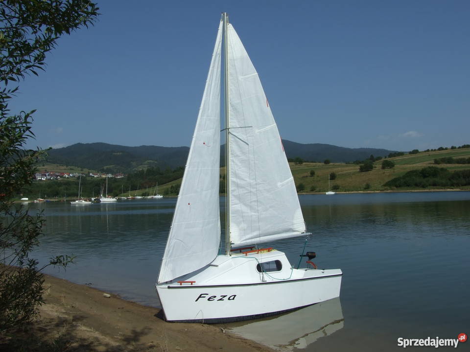 Jacht kabinowy Sport i Wypoczynek