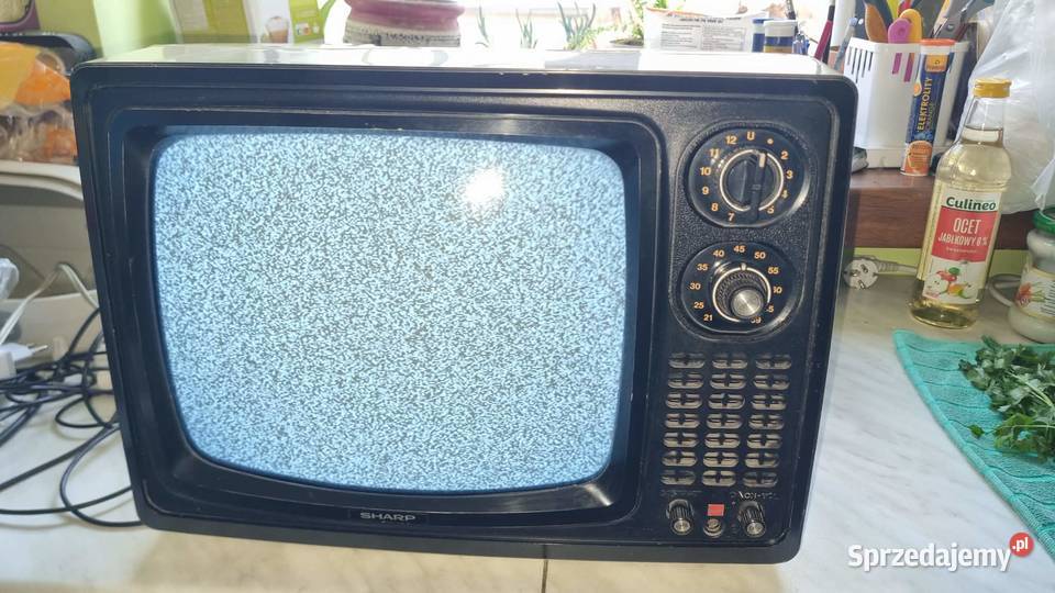 Zabytkowy telewizor Sharp 12P32G 12 Vintage Warta