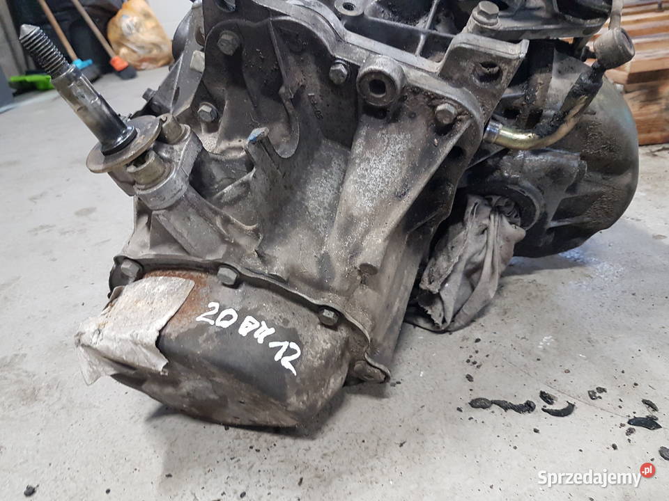 PEUGEOT 307 16 16V SKRZYNIA BIEGOW 20DM12 20DM Rok produkcji 2004 Układ napędowy Turek