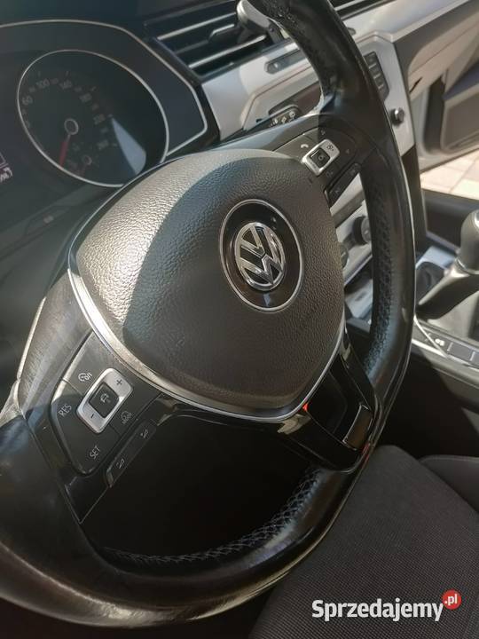 Volkswagen Passat B8 2015 16tdi Rzgów sprzedam