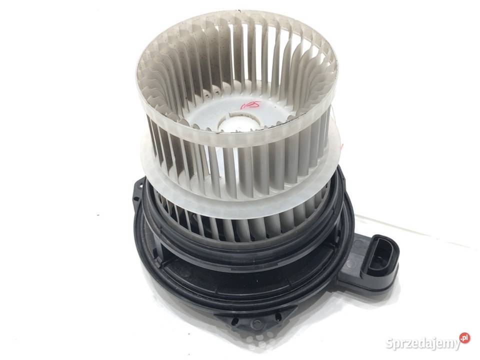 DMUCHAWA NAWIEWU TOYOTA COROLLA E21 WENTYLATOR