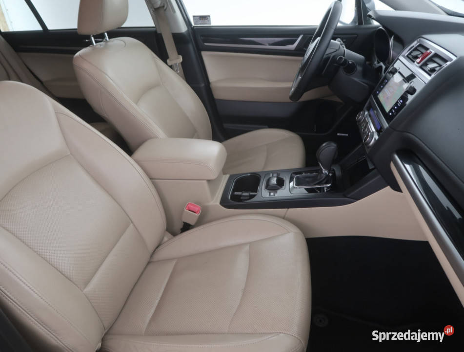 Subaru Outback 25 i sprzedam