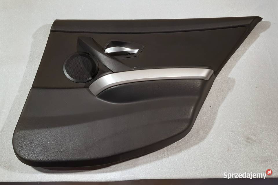 BOCZEK DRZWI PRAWY TYŁ BMW E91 Mielęcin