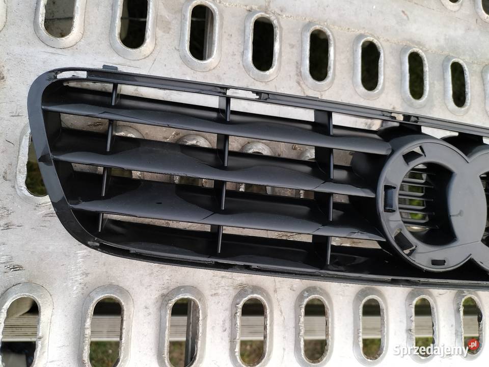 Oryginalny grill atrapa Audi A3 8L używany Rok produkcji 1998 Pozostałe Chocianów