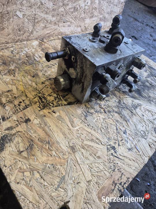 Hydrauliczny Zawór ciśnieniowy KOMATSU PC80 MR3 Tychy