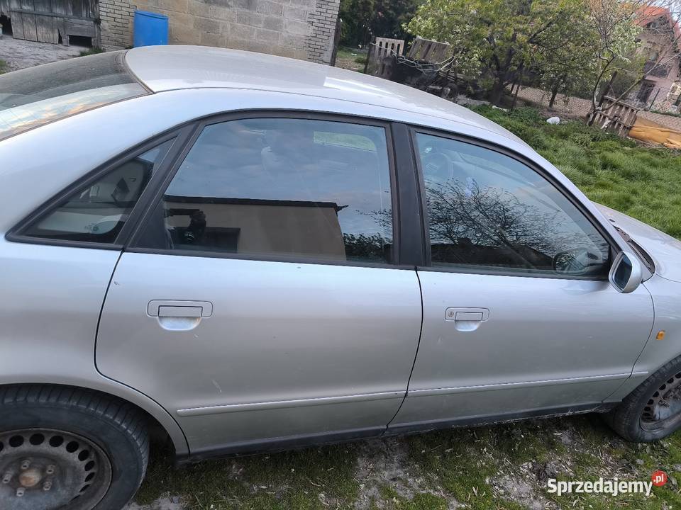 Sprzedam Audi A4 B5 Sedan / Limuzyna Rzeplin