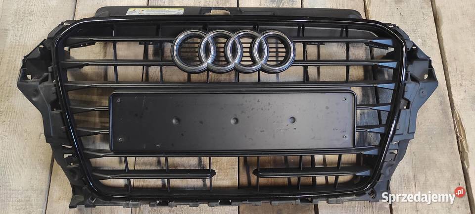 Grill A3 8V Sline czarny radar przedlift 1215r Przeworsk