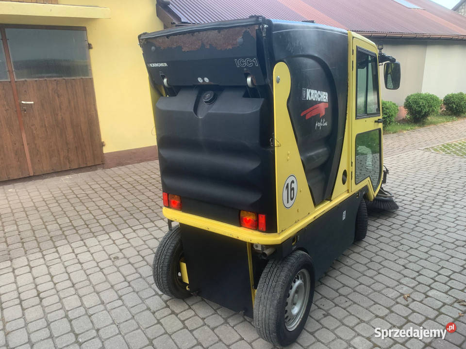 Zamiatarka KRCHER ICC 1 DWD 1999 r silnik Kubota Piotrów-Porębiska