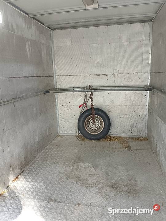 Sprzedam Mercedes sprinter do przewozu zwierząt