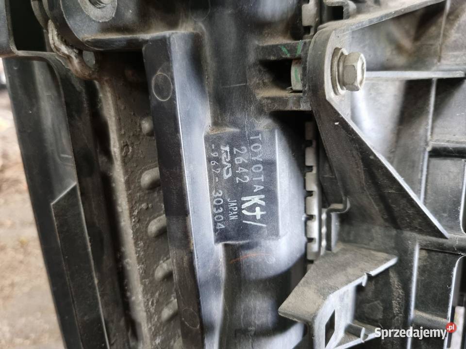 KOMPLET CHŁODNIC CHŁODNICA PAS PRZÓD TOYOTA RAV4 osobowe