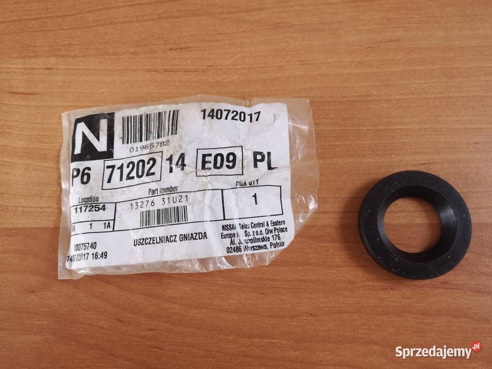 Uszczelniacz gniazda Nissan Infiniti 1327631U21 Bytom