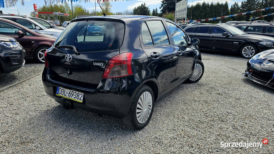 Toyota Yaris 13 Benzyna LPG 5 Drzwi Klima Świdnica