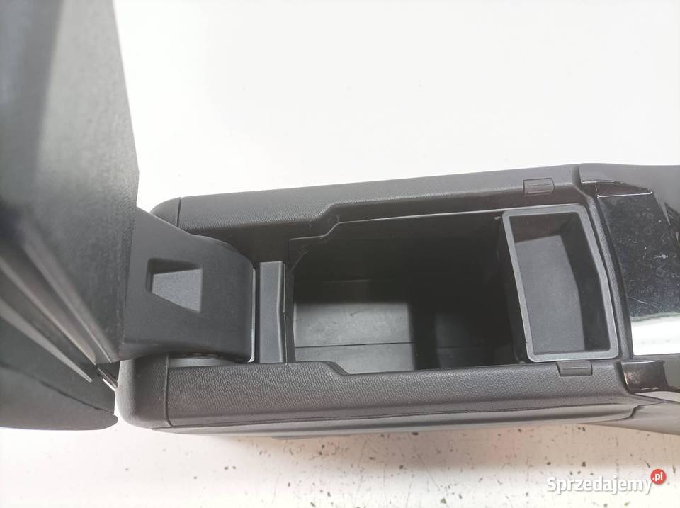 TUNEL ŚRODKOWY PODŁOKIETNIK DEKOR Peugeot 2008