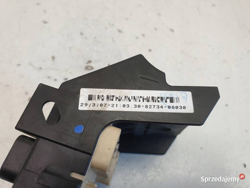 Corolla Verso II 22 D4D SKRZYNKA BEZPIECZNIKÓW lubelskie