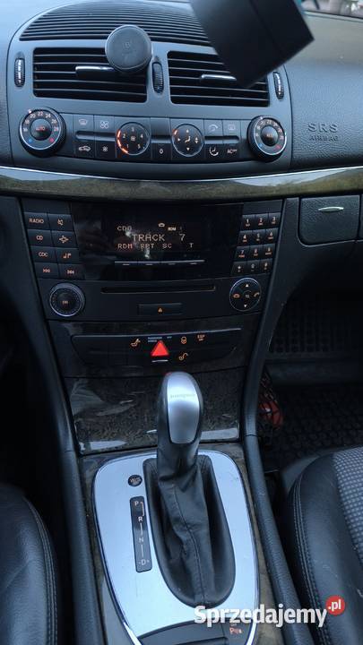 Mercedes Benz W211 Avangarde 27 177 automat diesel Kajanka