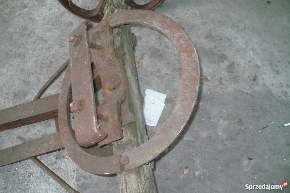 Laweta armatnia zabytek Kolo kute wojskowy armia Toruń