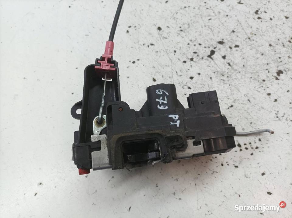 ZAMEK DRZWI TYŁ PRAWY 13210737PT Opel Zafira II sprzedam