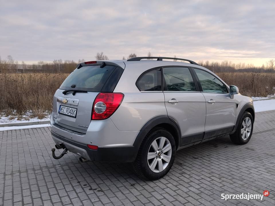 Chevrolet Captiva 20D 4x4 2006 Hak Bez korozji 7 4/5 Samochody osobowe Błonie sprzedam