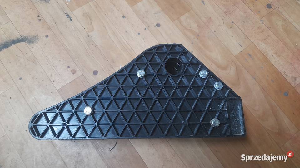 Klin pod koło ciężarowy
