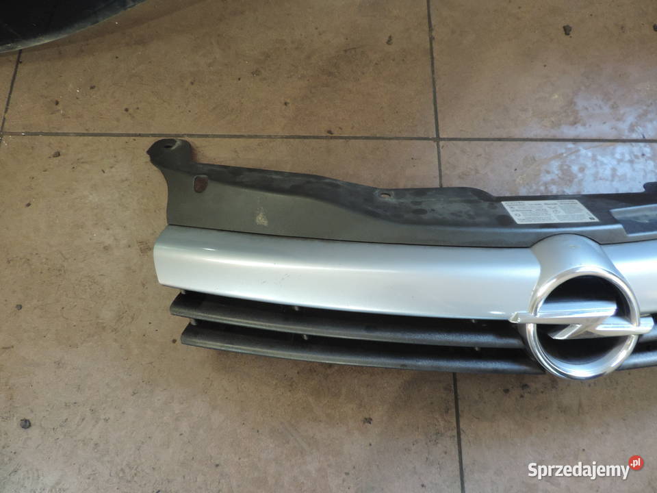 ATRAPA GRILL PRZÓD OPEL ASTRA H III Z163 Rok produkcji 2004 sprzedam