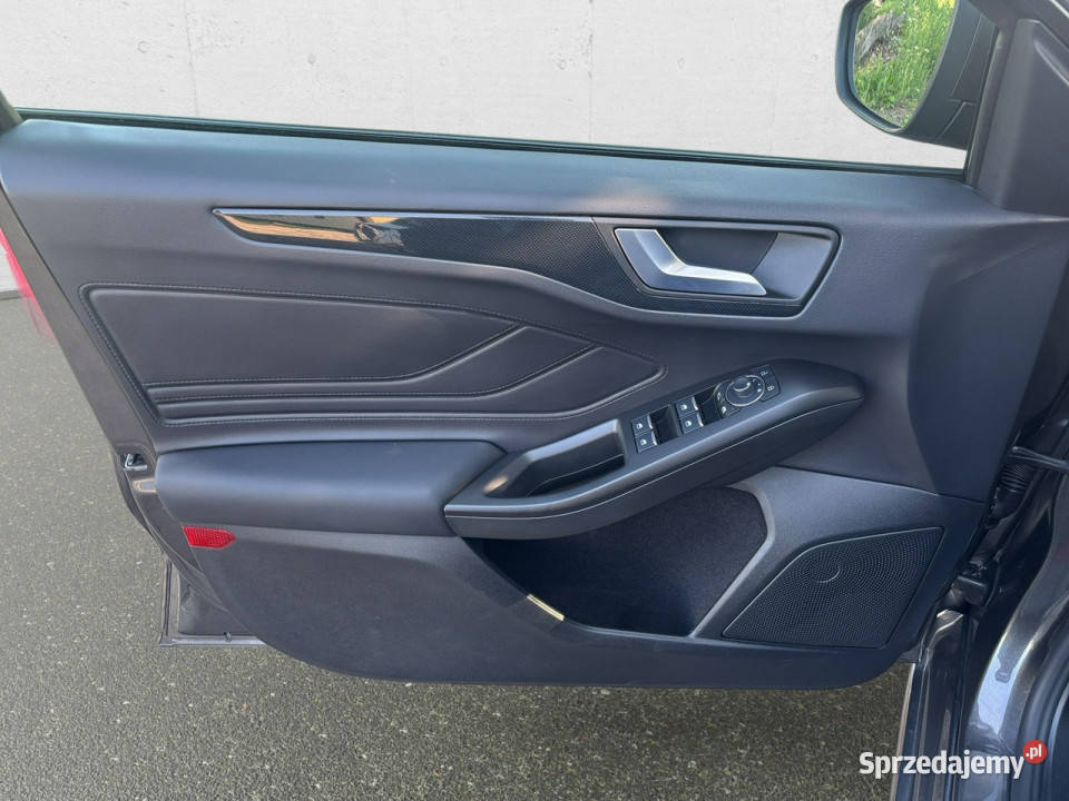 Ford Focus 23 EcoBoost ST X Z Polskiego Salonu Warszawa