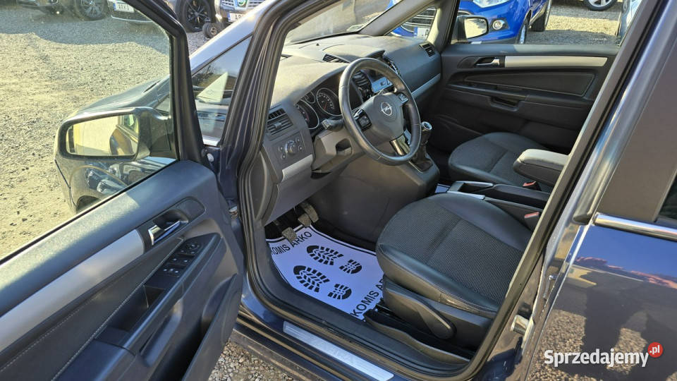 Opel Zafira 7 miejsc 2x alufelgi Panorama grafitowy zachodniopomorskie Zieleniewo