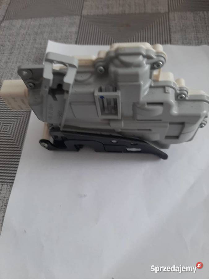 ZAMEK DRZWI AUDI A4 A5 Q5 Q3 TT PRZÓD PRAWY Międzychód sprzedam