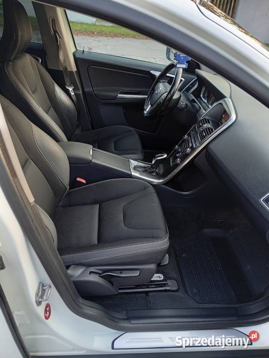 Volvo XC 60 d4 181KM śląskie Cieszyn sprzedam