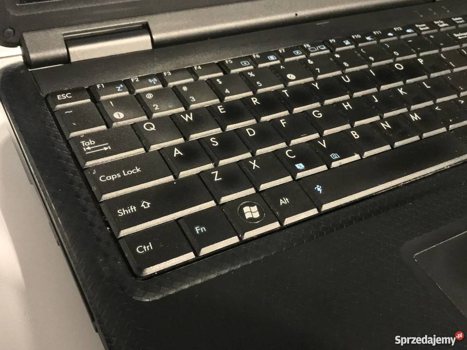 Asus k50c не включается