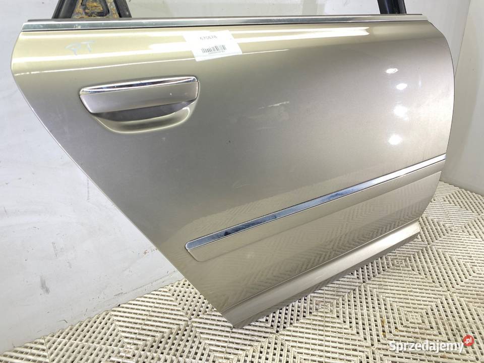 DRZWI PRAWY TYŁ AUDI A8 D3 SedanLimuzyna 0210 sprzedam