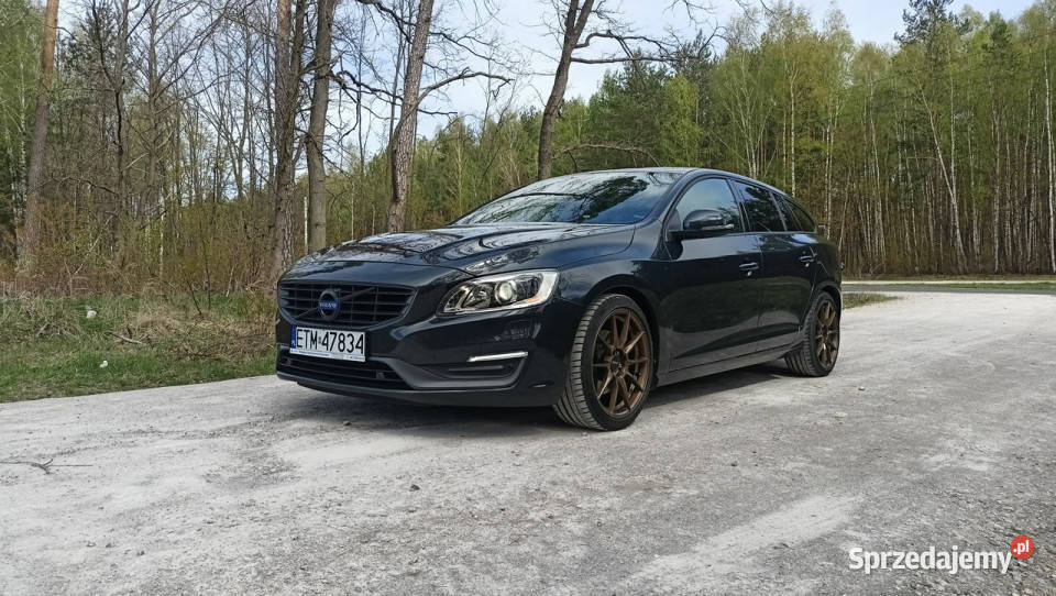 Volvo V60 model 2015 zadbane serwisowane pełna ABS